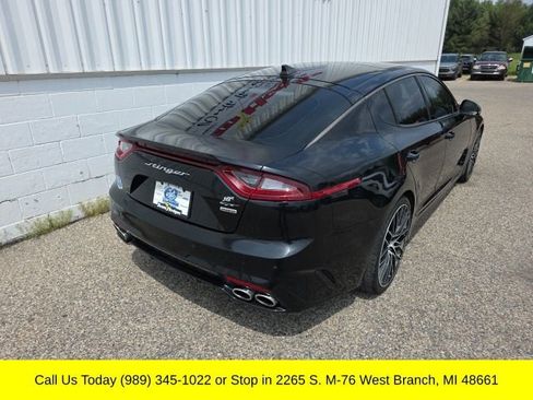 Used 2018 Kia Stinger GT2 w/ Paint Protection Package AWD/4WD image 9