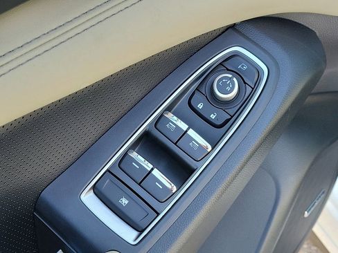 New 2026 Subaru Ascent Limited image 14