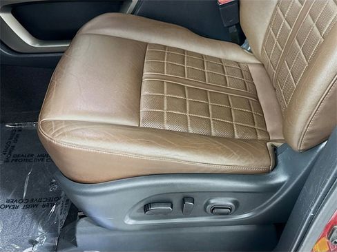 Used 2023 Nissan Titan Platinum Reserve w/ Moonroof Package image 20