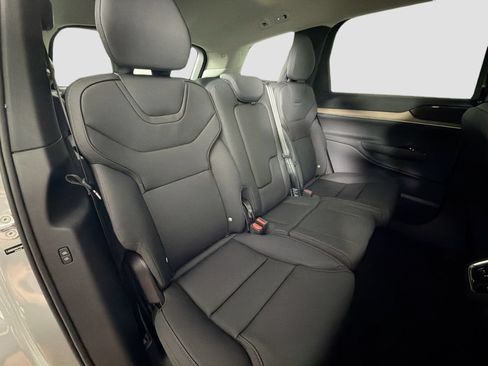 New 2026 Volvo EX90 Plus AWD/4WD image 27