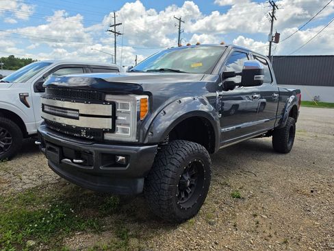 Used 2017 Ford F250 Platinum w/ Platinum Ultimate Package AWD/4WD image 1