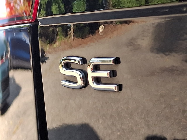 Certified 2023 Volkswagen Tiguan SE FWD image 31