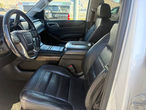 Used 2018 GMC Yukon XL Denali w/ Denali Ultimate Package image 22