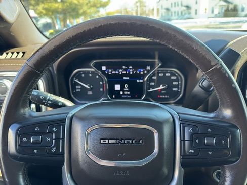 Used 2021 GMC Sierra 1500 Denali w/ Denali Ultimate Package image 16