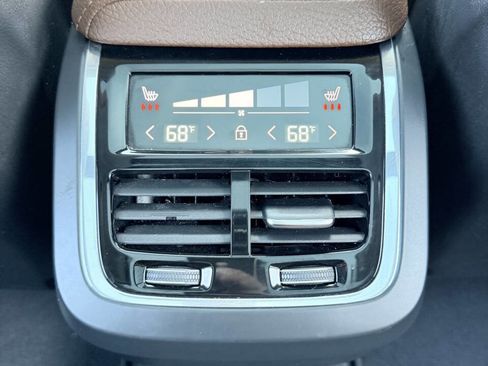 Used 2019 Volvo XC60 T5 Inscription image 39