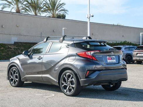 Used 2019 Toyota C-HR XLE FWD image 8