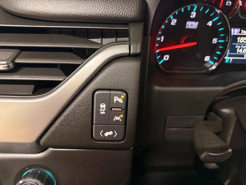 Used 2019 Chevrolet Tahoe LT AWD/4WD image 14