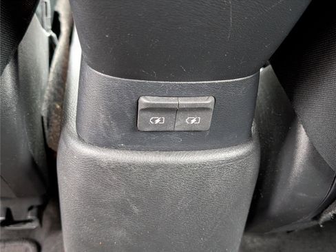 Used 2024 Nissan Kicks S image 15