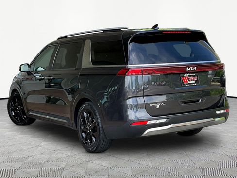 Used 2024 Kia Carnival SX Prestige FWD image 4