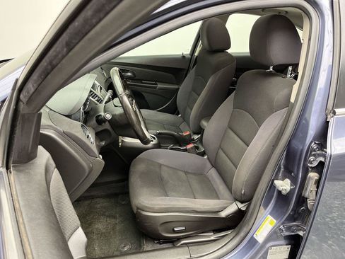 Used 2013 Chevrolet Cruze LT w/ All-Star Edition FWD image 8