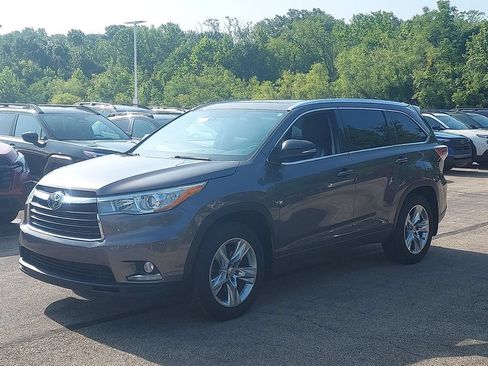Used 2015 Toyota Highlander Limited Platinum AWD/4WD image 3