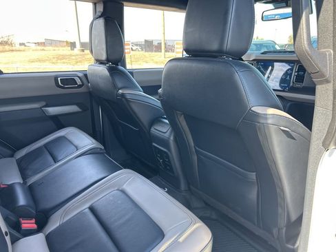 Used 2022 Ford Bronco Wildtrak image 31