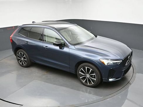 Used 2024 Volvo XC60 B5 Plus w/ Protection Package Premier AWD/4WD image 18