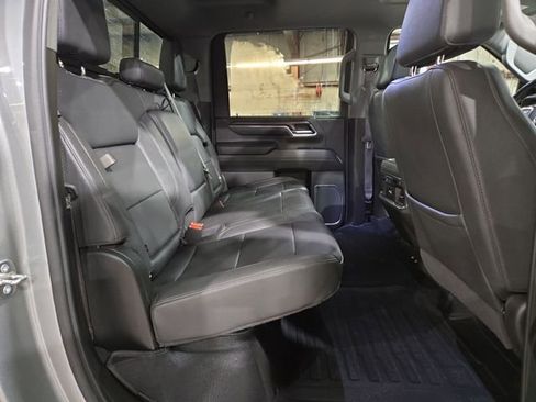 Used 2024 GMC Sierra 3500 SLT w/ SLT Premium Package image 39