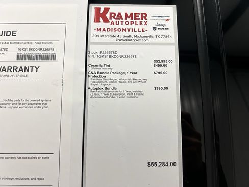 Used 2022 GMC Yukon SLT w/ SLT Luxury Package image 35