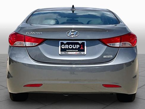 Used 2013 Hyundai Elantra Limited FWD image 4