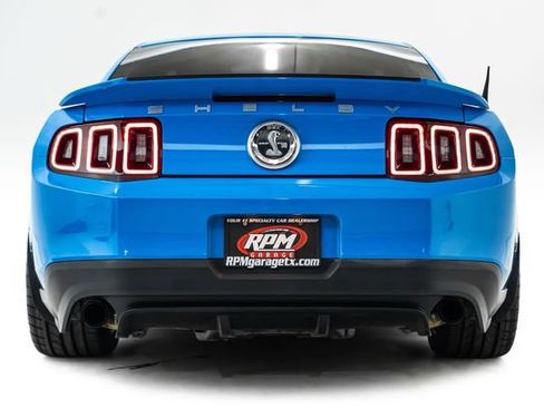 Used 2011 Ford Mustang Shelby GT500 w/ SVT Performance Pkg RWD image 3