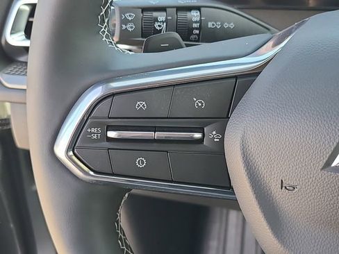 New 2026 Chevrolet Traverse LT image 24