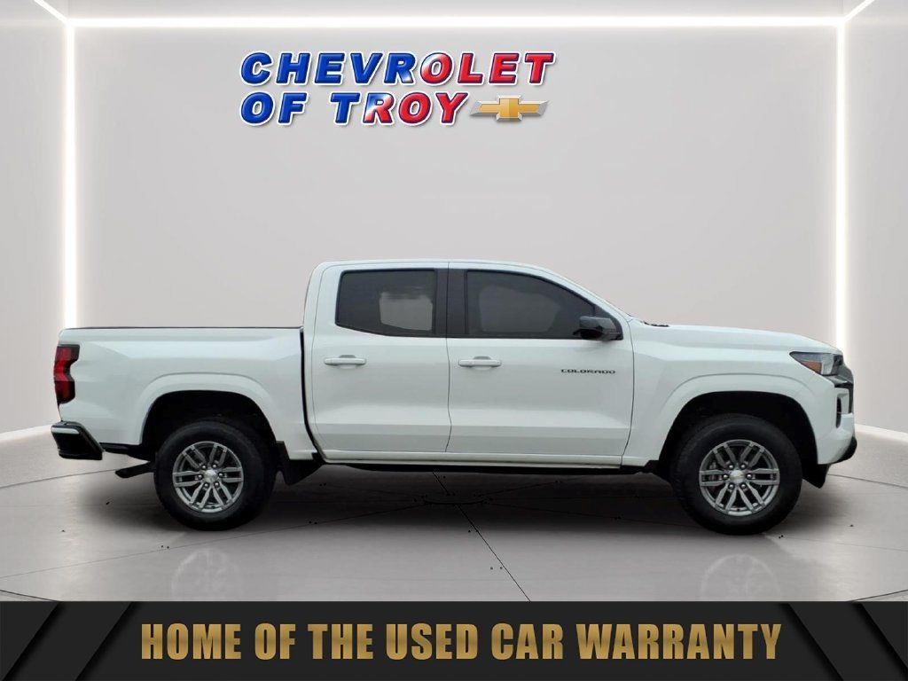 Used 2023 Chevrolet Colorado LT w/ LT Convenience Package II RWD image 10