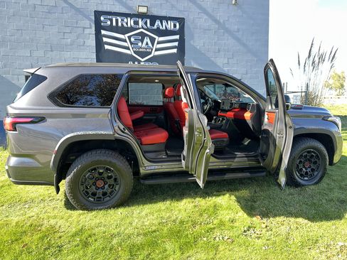 Used 2023 Toyota Sequoia TRD Pro image 30