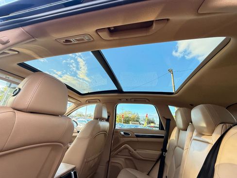 Used 2012 Porsche Cayenne AWD/4WD image 30