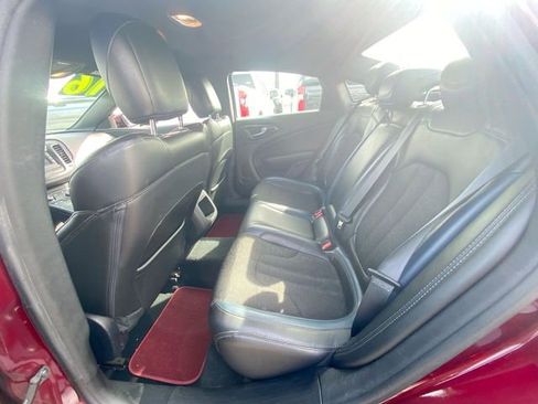 Used 2016 Chrysler 200 S image 28