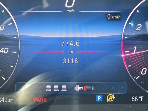 Used 2025 Mercedes-Benz C 300 4MATIC Sedan image 26