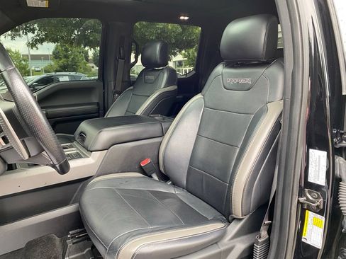 Used 2017 Ford F150 Raptor w/ Equipment Group 802A Luxury AWD/4WD image 23