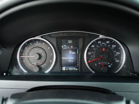 Used 2017 Toyota Camry SE FWD image 24