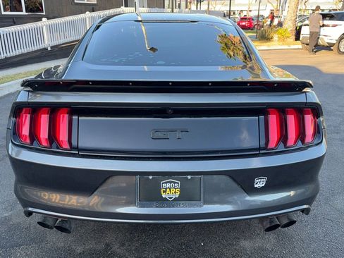 Used 2017 Ford Mustang GT image 6