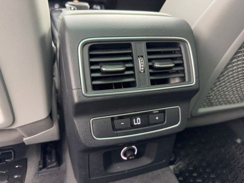 Used 2018 Audi Q5 Prestige w/ Prestige Package image 40