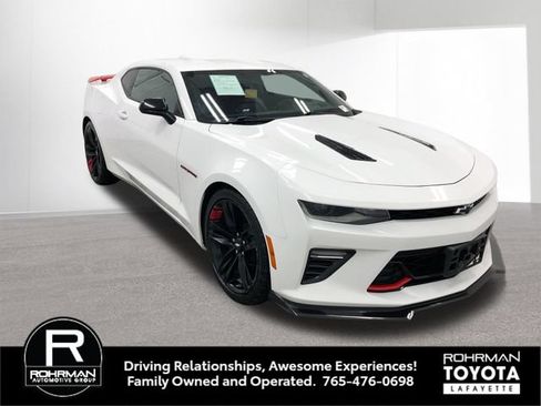 Used 2018 Chevrolet Camaro SS w/ Redline Edition RWD image 9