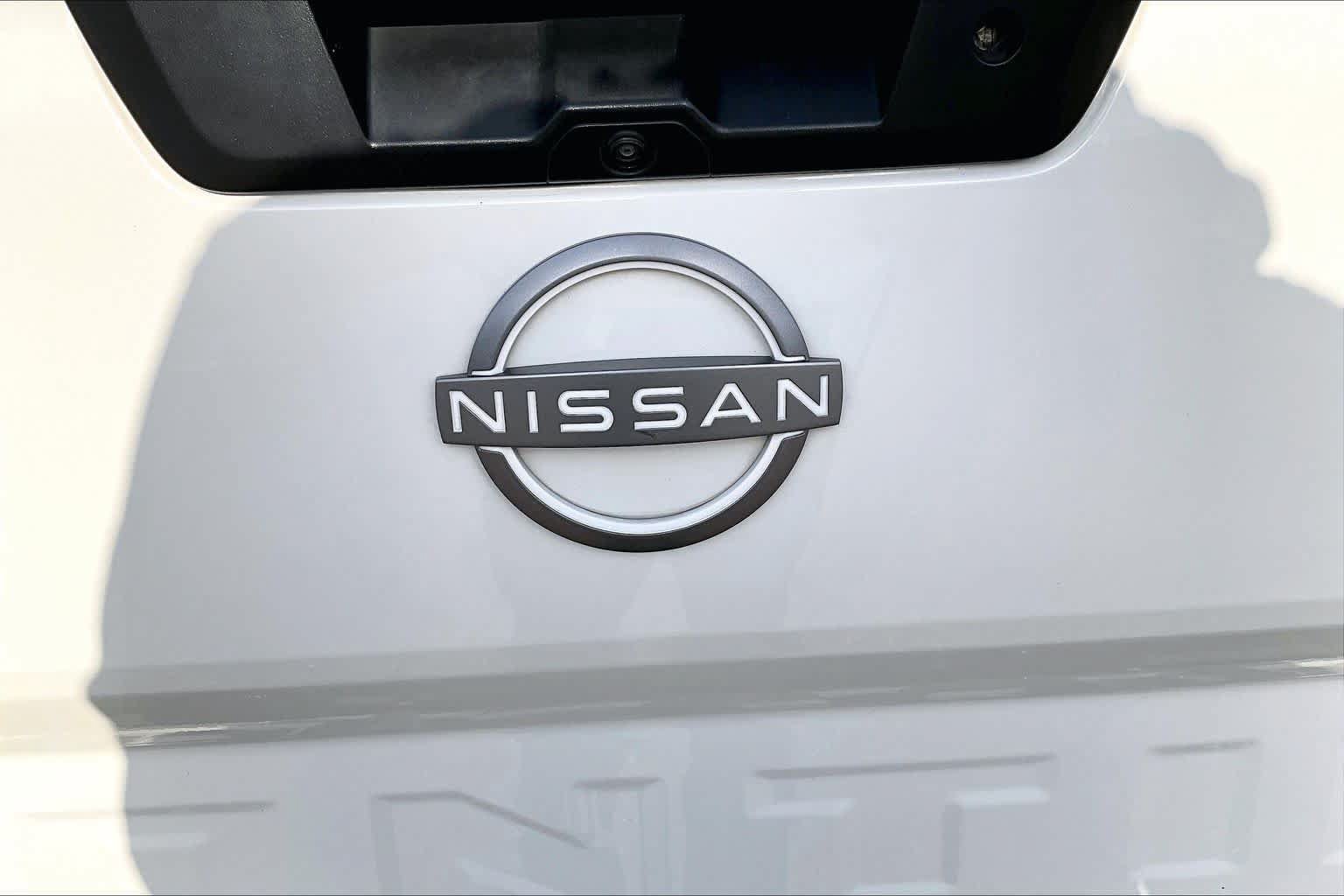 Used 2024 Nissan Frontier SV w/ SV Convenience Package AWD/4WD image 31