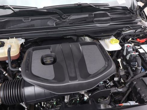 Used 2025 RAM 1500 Big Horn AWD/4WD image 15