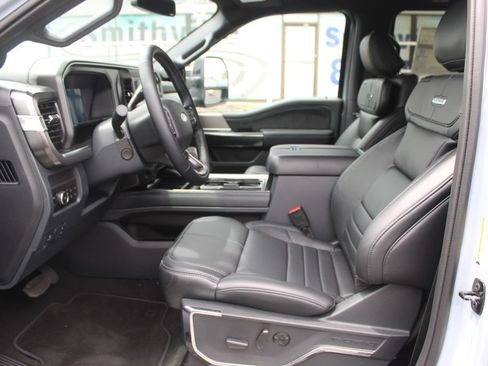 New 2026 Ford F350 Platinum w/ Tremor Off-Road Package AWD/4WD image 27