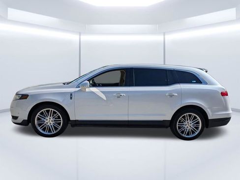 Used 2018 Lincoln MKT AWD w/ Technology Package image 7