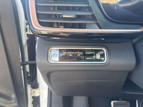 Used 2025 Buick Envision Sport Touring image 15