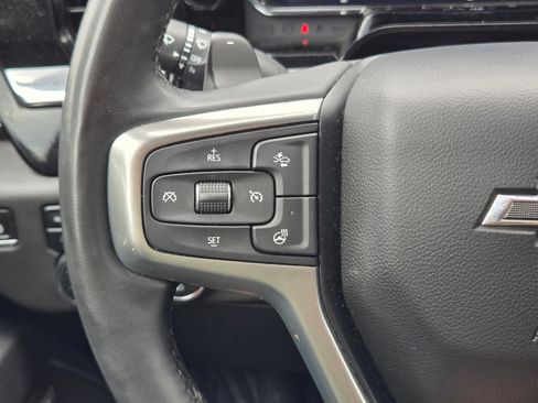 Used 2024 Chevrolet Silverado 1500 LT Trail Boss w/ Convenience Package II AWD/4WD image 12