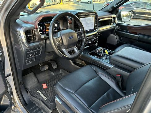 Used 2022 Ford F150 Lariat w/ Equipment Group 502A High image 8