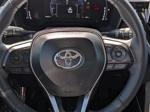 Used 2024 Toyota Corolla Cross XLE w/ Convenience Package FWD image 13