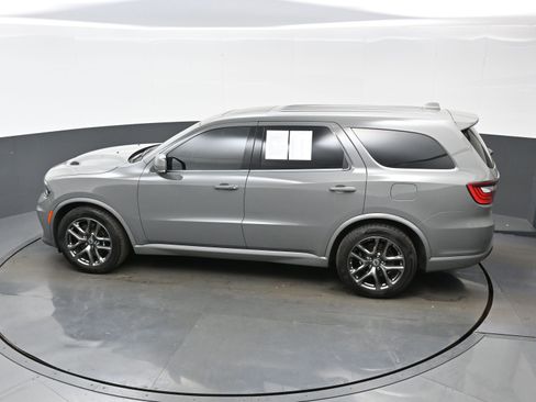 Used 2022 Dodge Durango R/T w/ Tow 'N Go Package AWD/4WD image 36