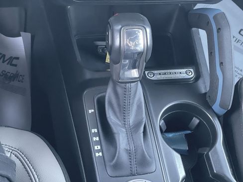 Used 2023 Ford Bronco Wildtrak image 22