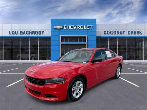Used 2023 Dodge Charger SXT image 4