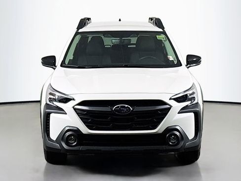 New 2025 Subaru Outback Premium image 2