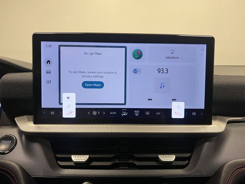 Used 2025 Ford Explorer ST-Line w/ Premium Package image 22