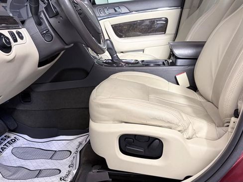 Used 2015 Lincoln MKS w/ Equipment Group 101A FWD image 14