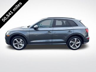 Used 2020 Audi Q5 2.0T Titanium Premium Plus w/ Premium Plus Package AWD/4WD video 2