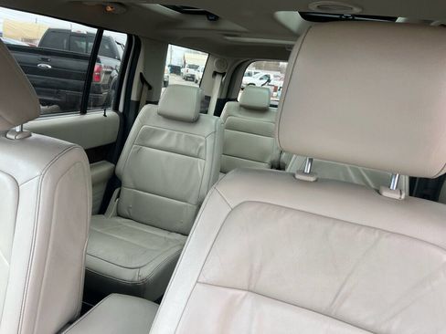 Used 2010 Ford Flex SEL image 23