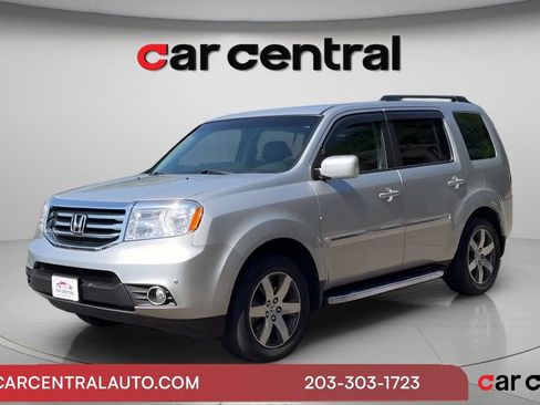Used 2012 Honda Pilot Touring image 1