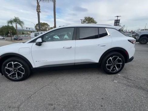 New 2026 Chevrolet Equinox EV LT FWD image 5